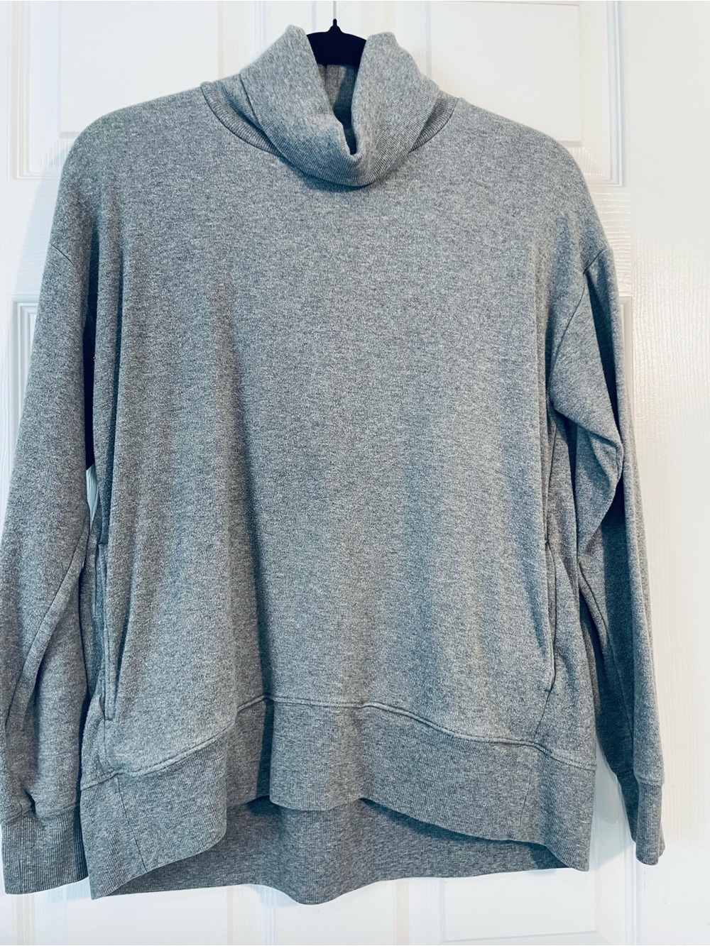 Lou & Grey Light Gray Turtleneck Sweatshirt